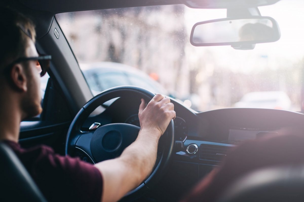 підмінний автомобіль у Львові