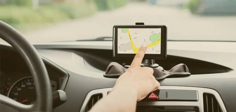 GPS навігатор в автомобілі